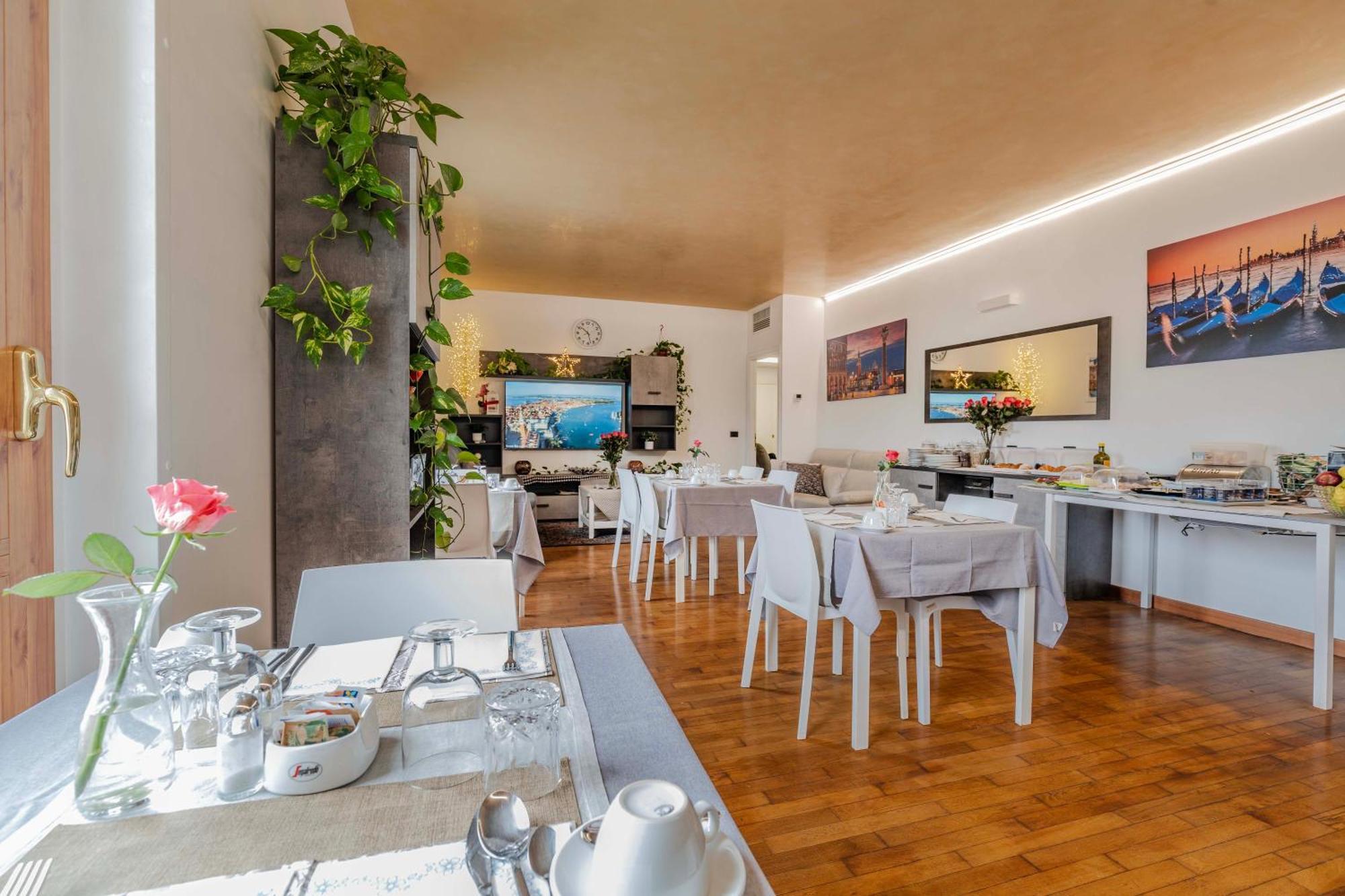 Venice Friends Bed & Breakfast Mestre